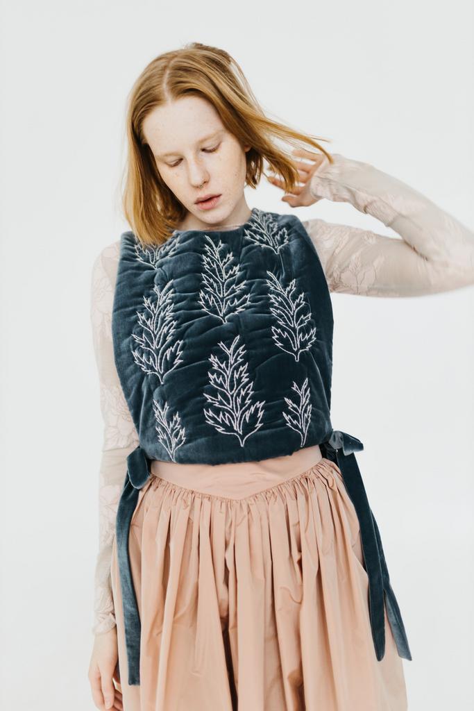 Бархатный стеганый жилет/Velvet quilted vest