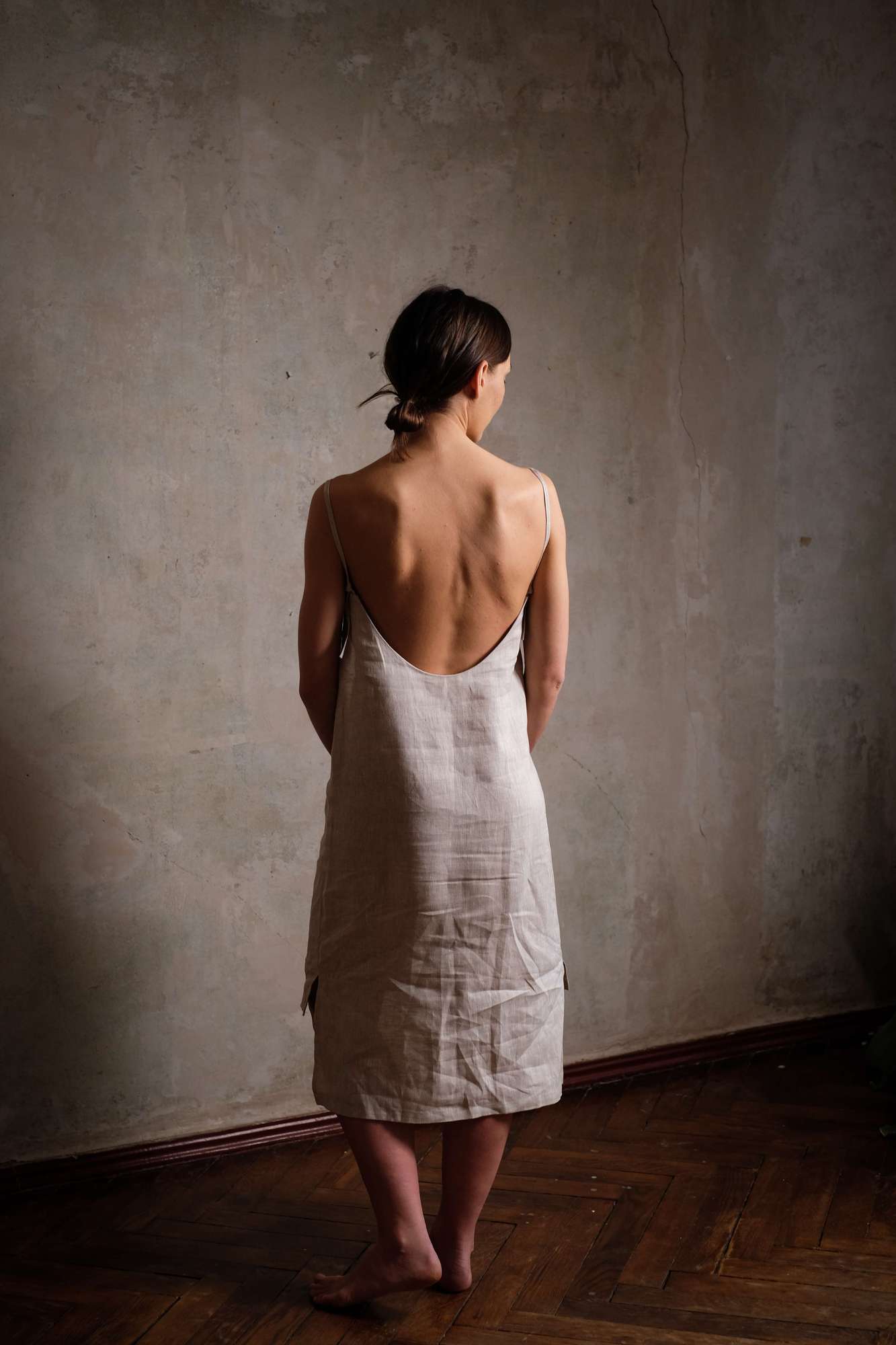 сукня-комбінація  з асиметричним вирізом