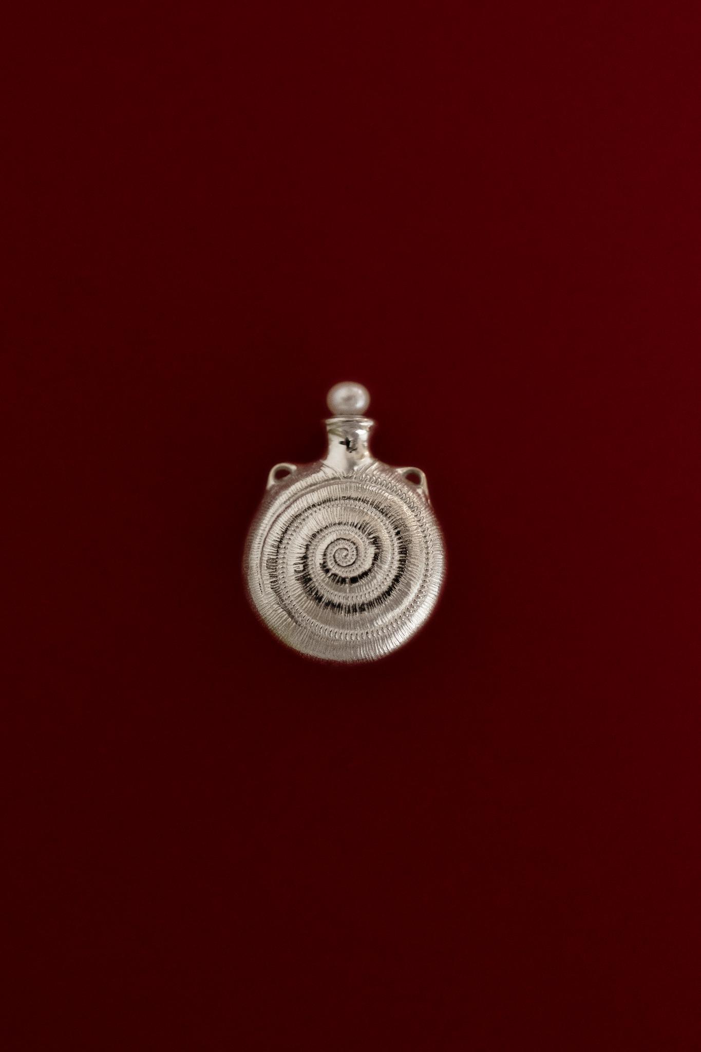 Подвеска 'Treasure Vase' (Ваза изобилия)