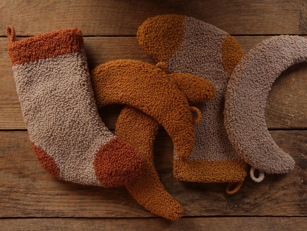 ЧОБІТОК РІЗДВЯНИЙ МІДНИЙ + ТЕПЛИЙ БЕЖ