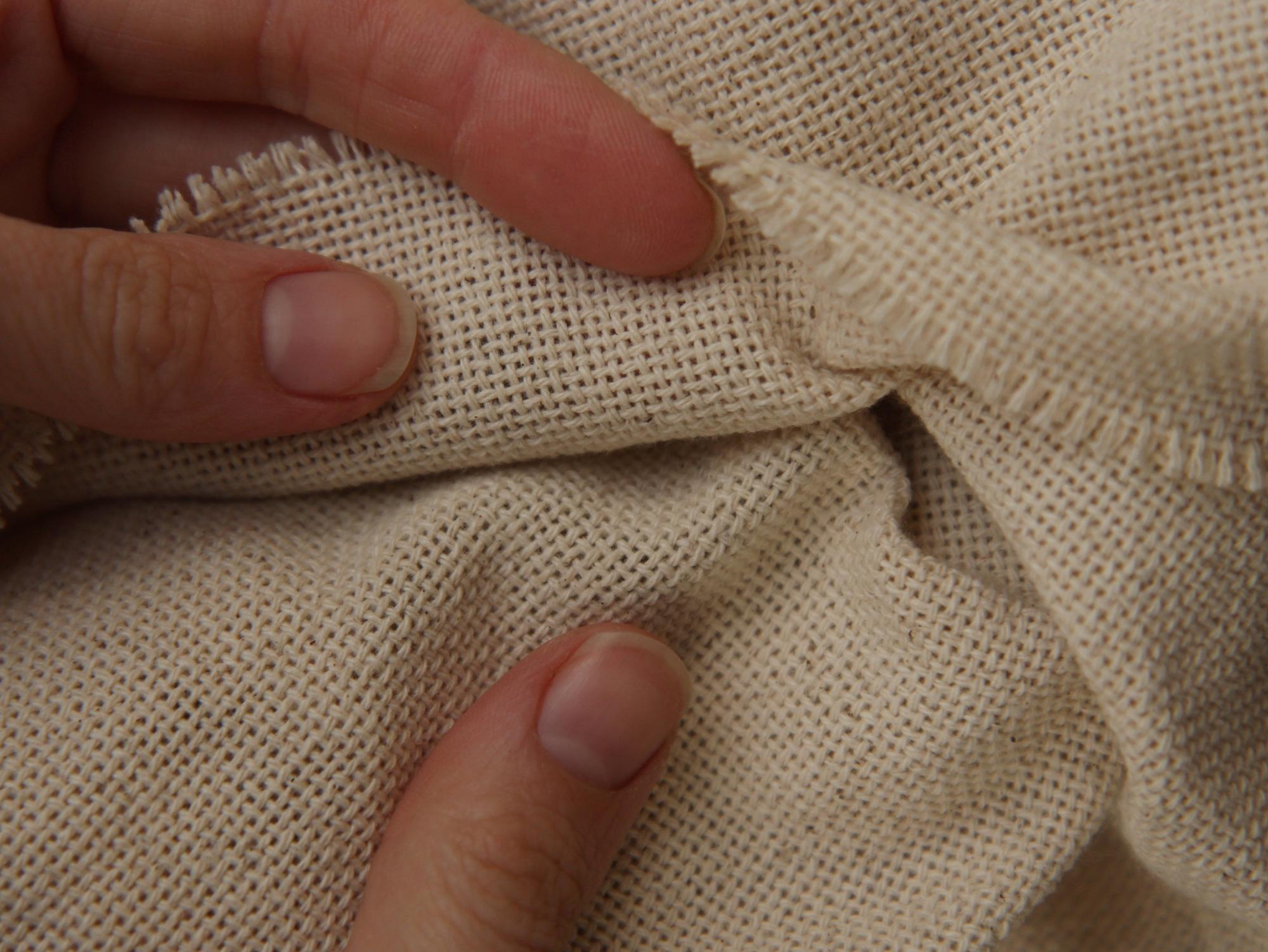 УНІВЕРСАЛЬНА ТКАНИНА ДЛЯ КИЛИМКОВОЇ ВИШИВКИ