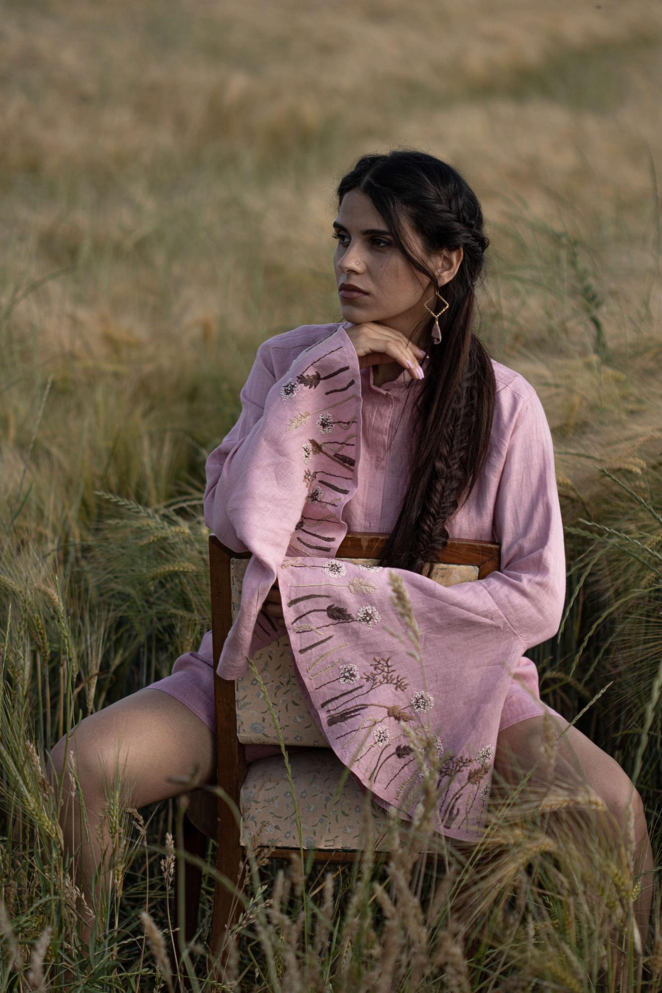 SHIRTWAIST MILOUVANNYA EMBROIDERED BY HAND