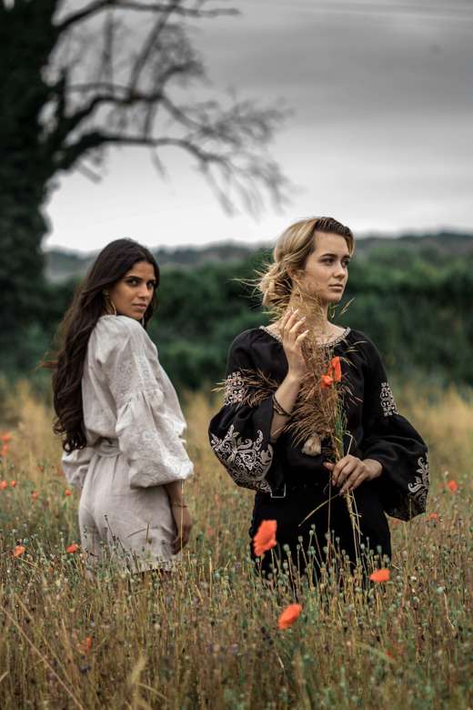 EMBROIDERED LINEN SHIRT TREE OF LIFE