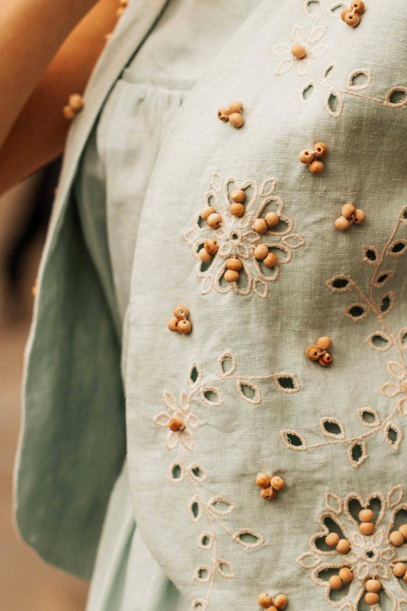 MISTLETOE SUIT WITH JACKET