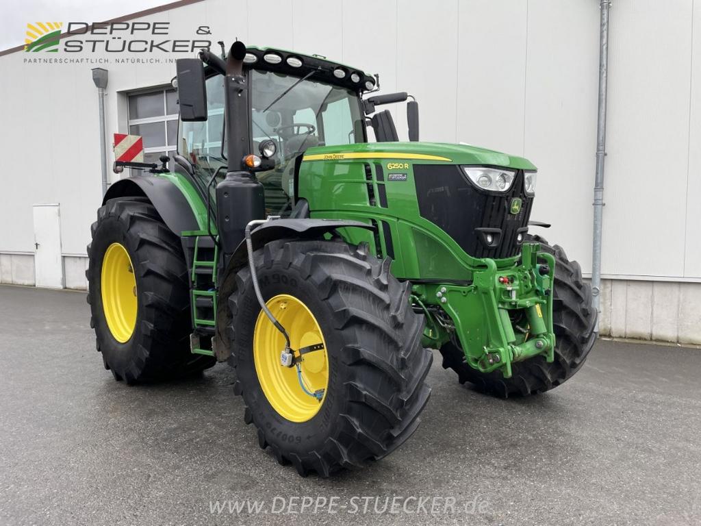 John Deere 6250R