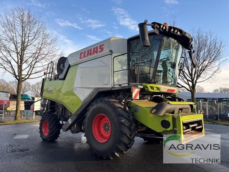 Claas TRION 650