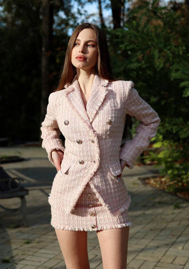 Піджак твідовий рожевий (немає в наявності)