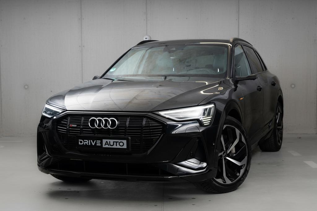 e-tron 55 S-line quattro
