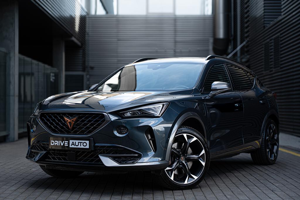 Formentor VZ e-HYBRID 180kW  | 2022 | 30k km