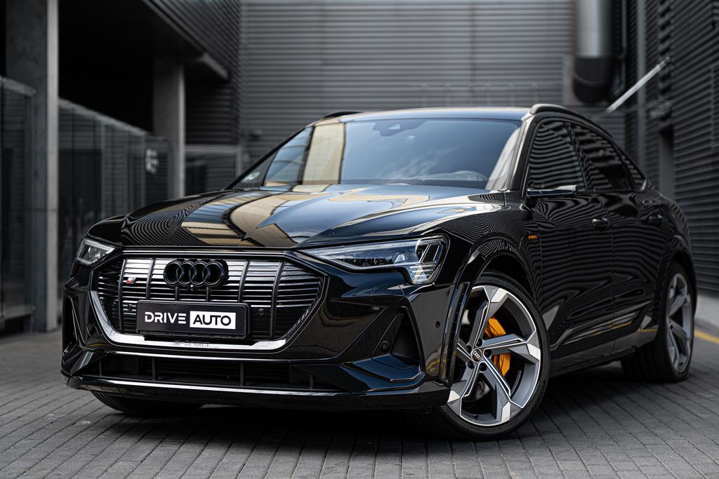 e-tron S Sportback 55 | 2022 m | 84 490 km
