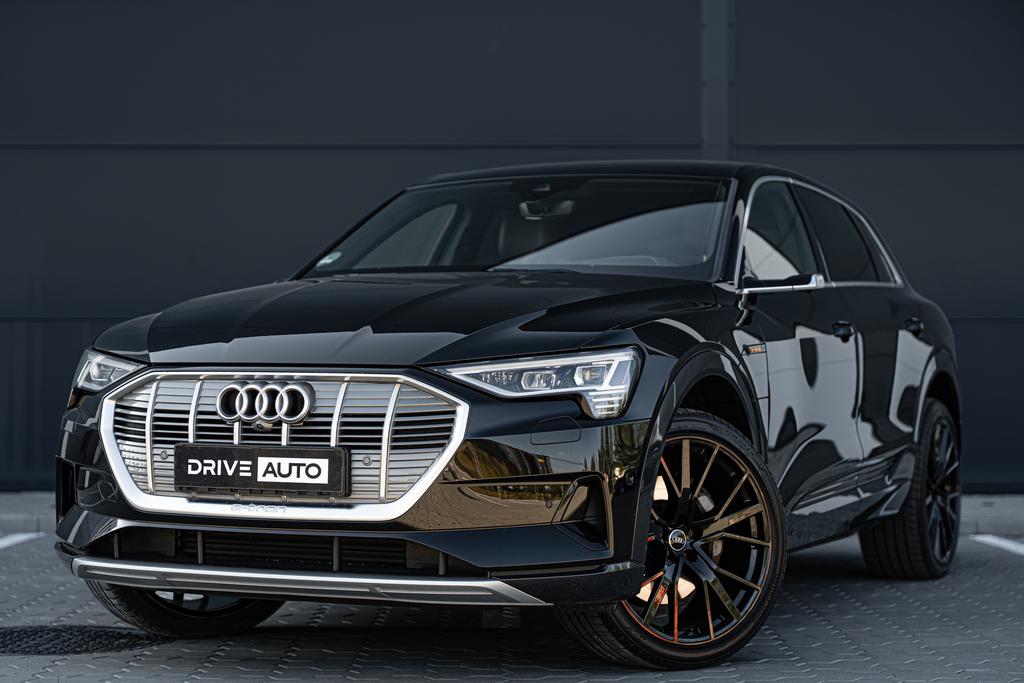 e-tron 55 | 2023 m | 97 240km
