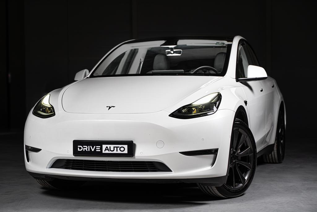 TESLA MODEL Y LONG RANGE AWD | 2022m | 108 636km
