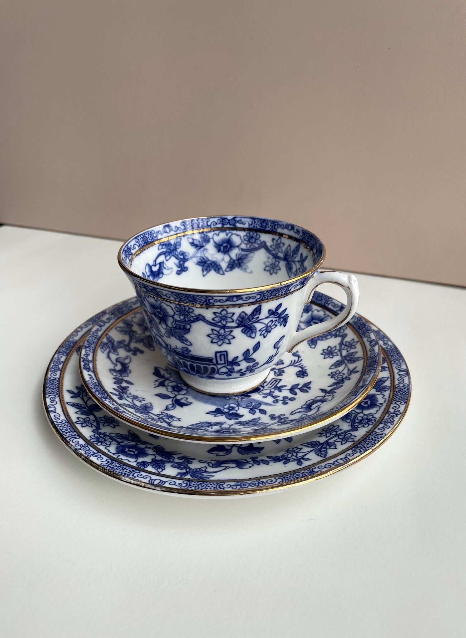 Винтаж > Чайная Пара «Crown Staffordshire» купить в интернет-магазине