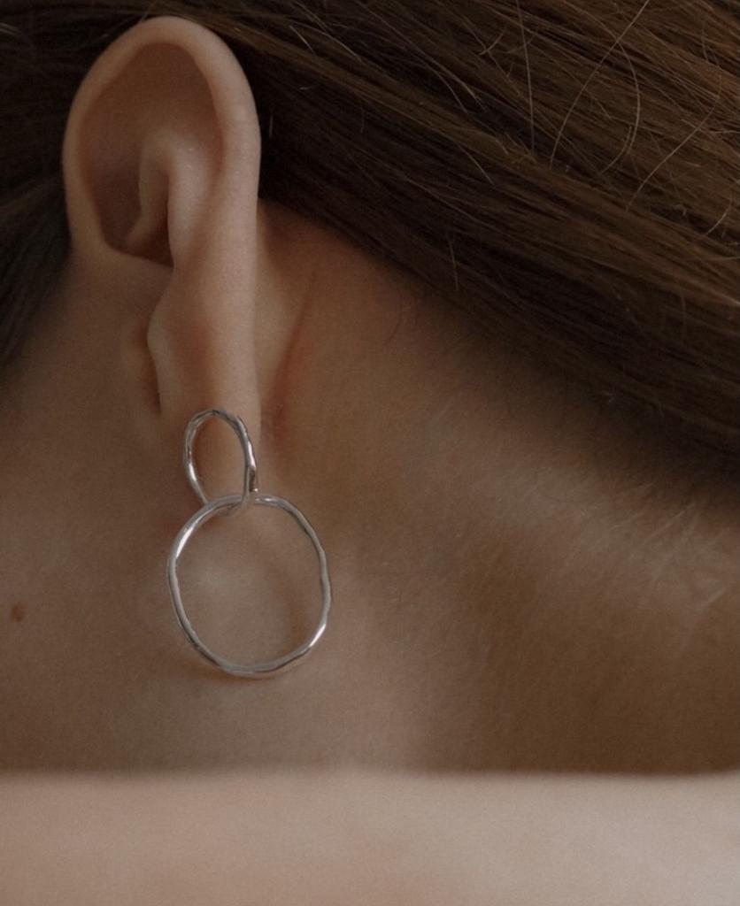 Серьги два соединенных  кольца, серебро 925