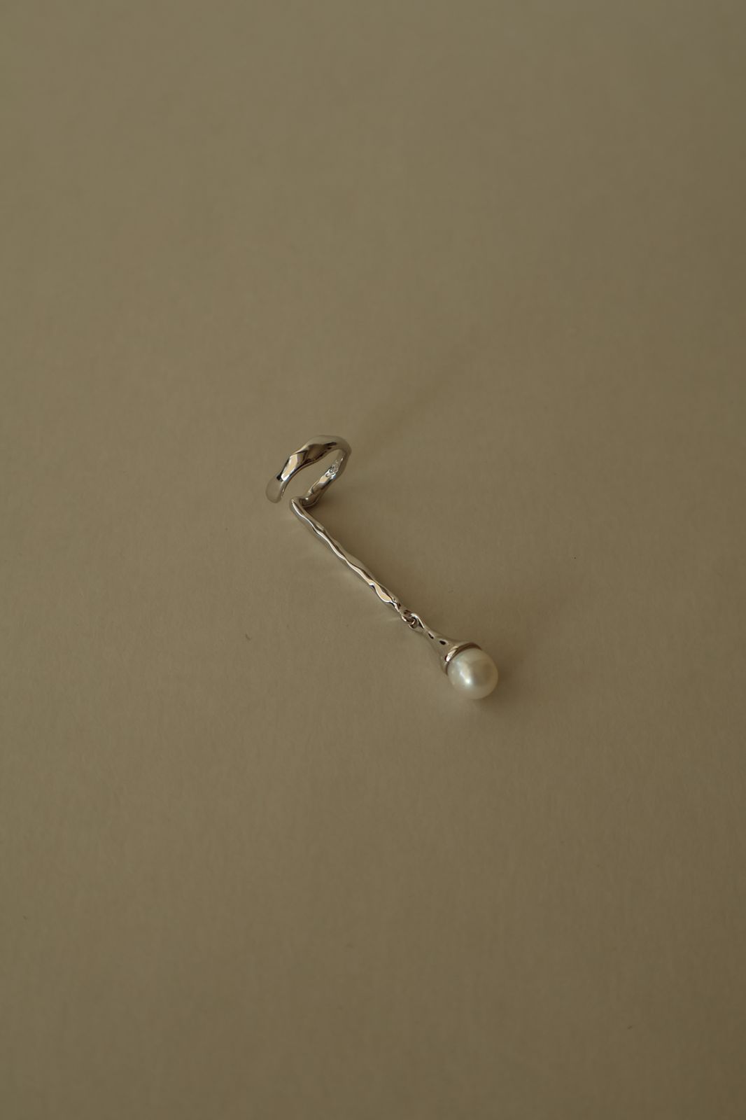 Кафф Hidden Pearl , серебро 925