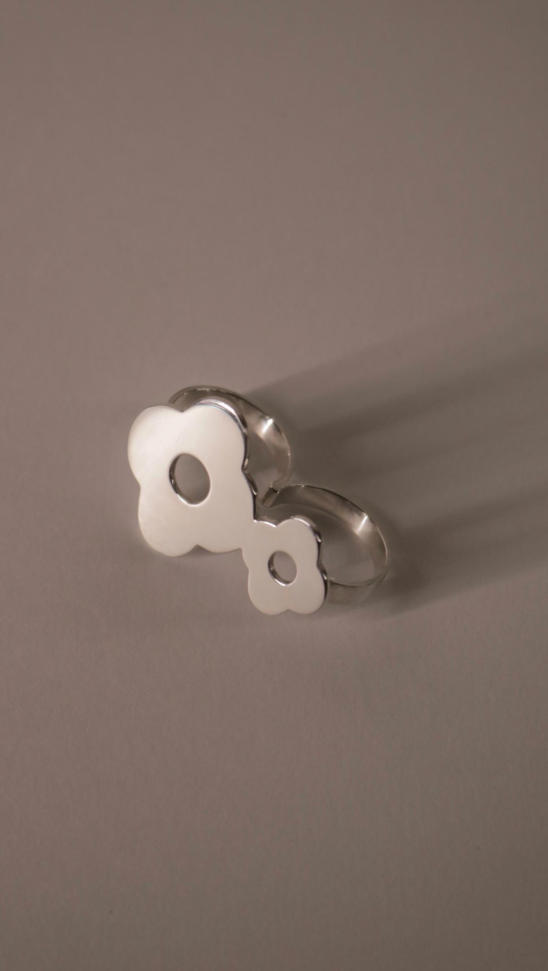 Кольцо-кастет