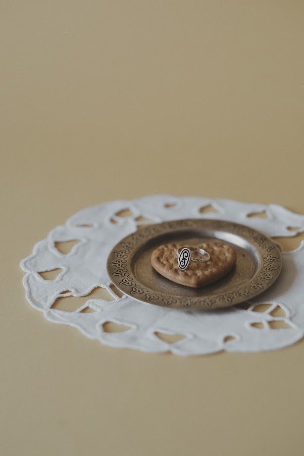 Кольцо Qumai серебро 925