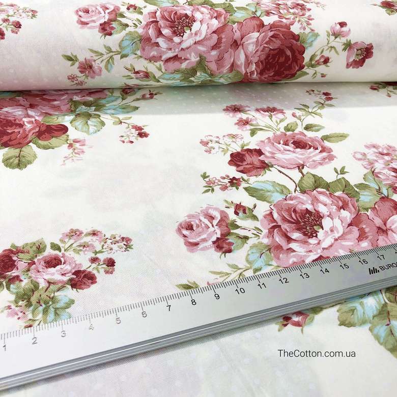 14.230. Сатин - Червоні садові троянди та квіточки