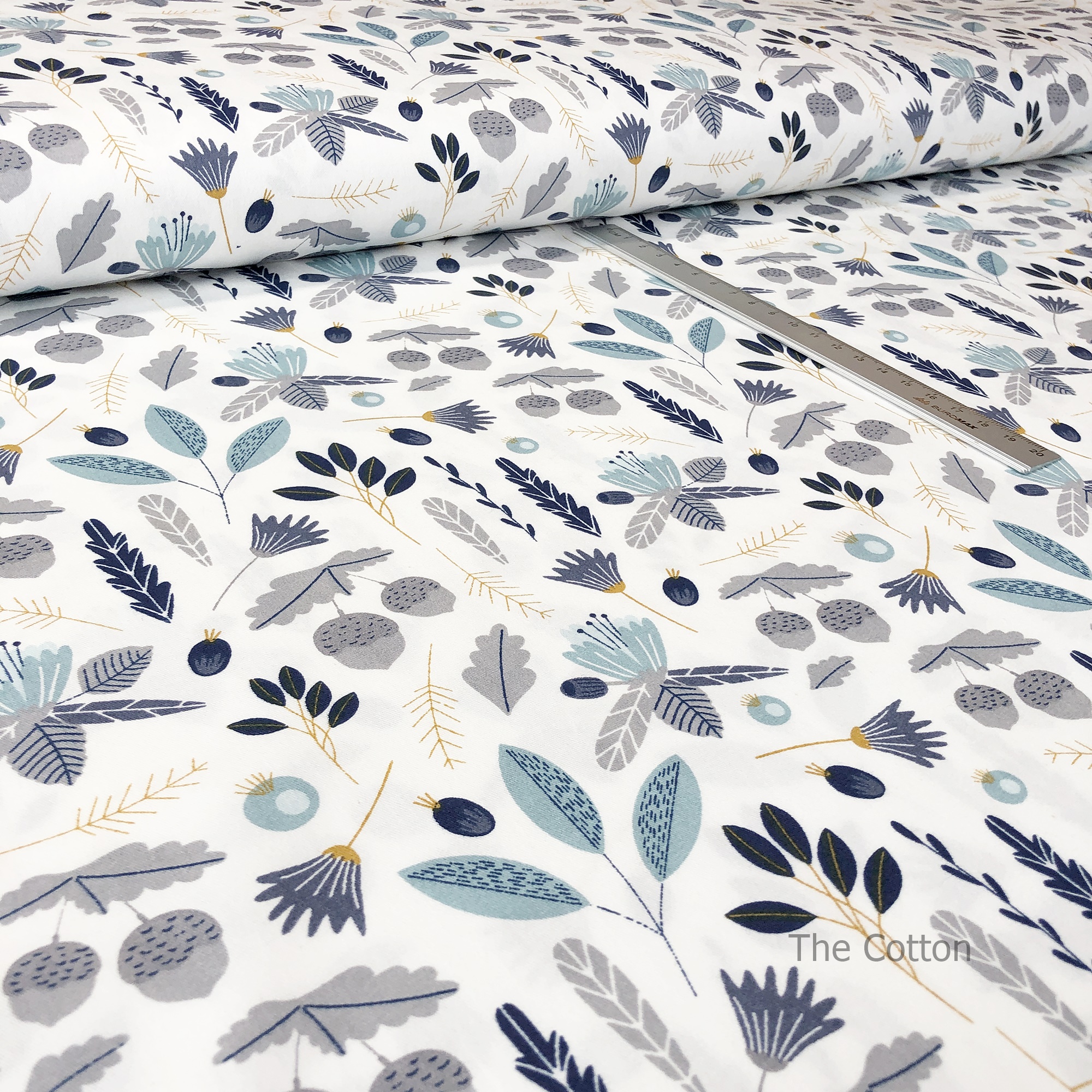 14.278.1. Бавовна Сатін - Сині гілочки і жолуді на білому