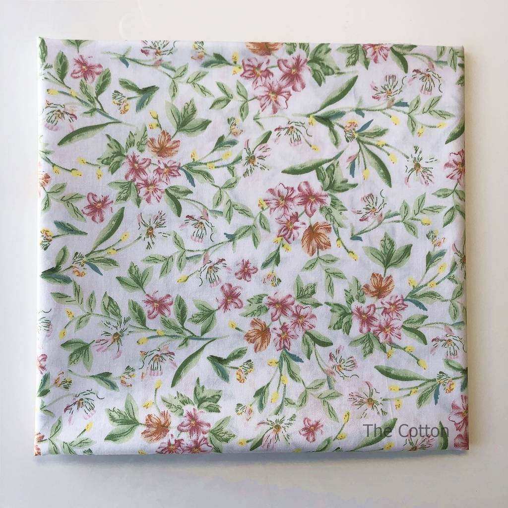 Ткань хлопок, сатин - Клематисы на молоке