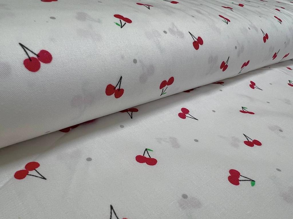 Бавовна Сатин - Вишні червоні дрібні на молочному
