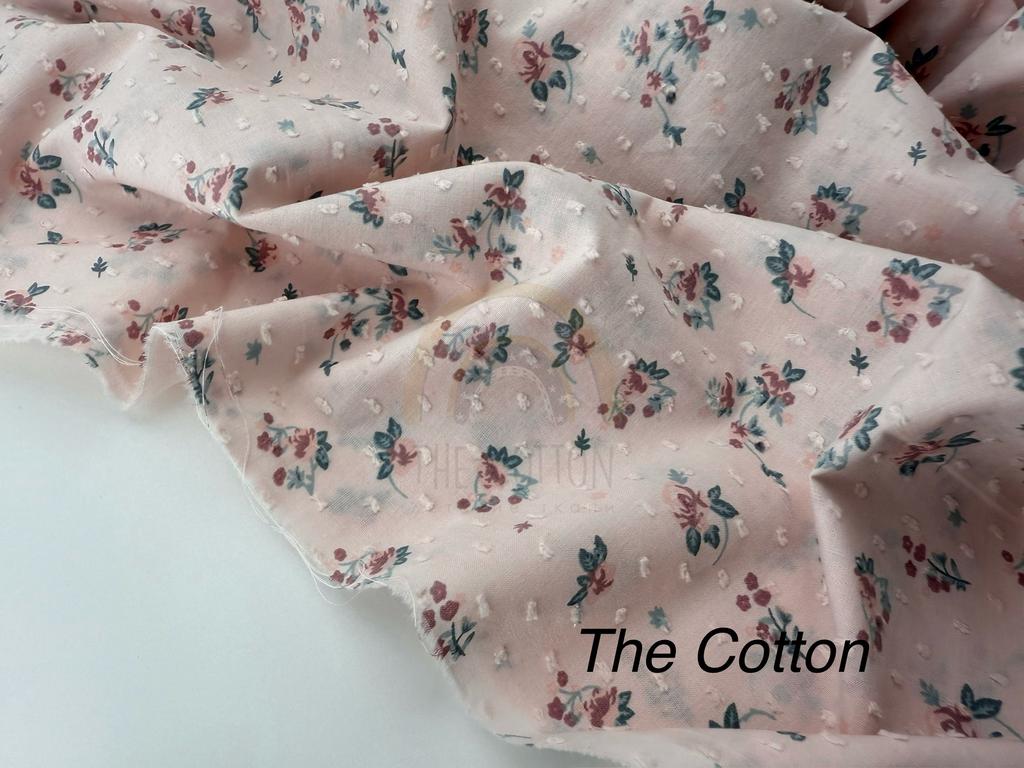 Батист в  мушку - Квіти трояндочки рожево-пудрові з гілочками та листям на рожевому