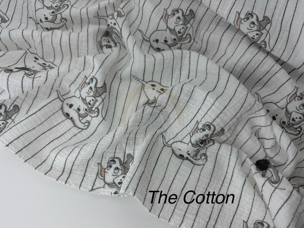 Муслін двошаровий - Звіри собаки далматинці, смужка на молочному