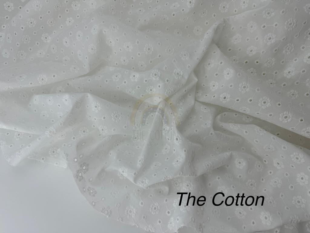 Батист вишивка - Вишивка набивна однотон квіти зігзаг на молочному 004