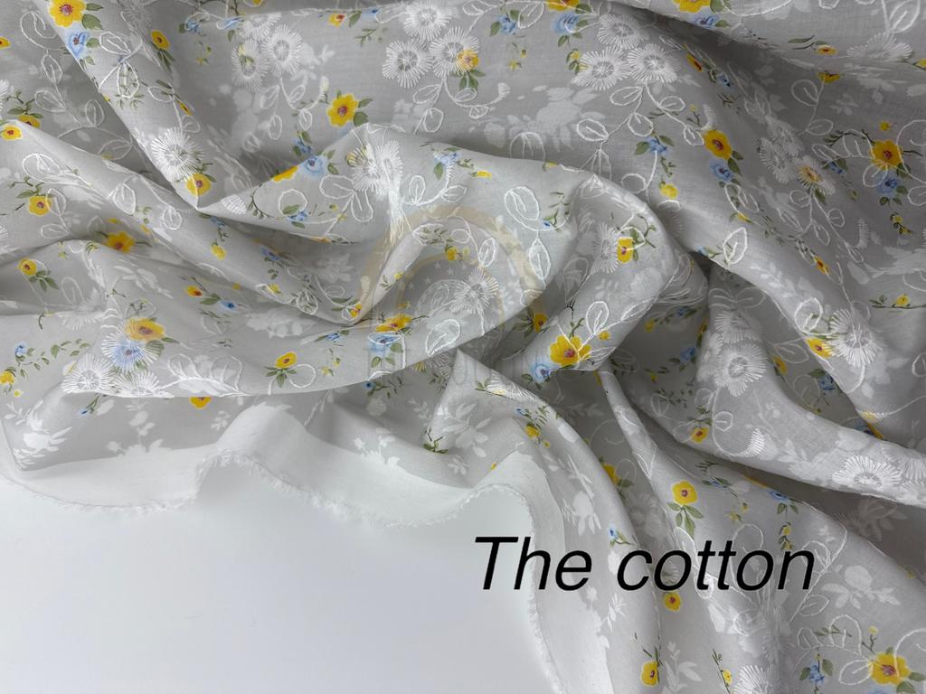 Батист вишивка - Вишивка квіти жовті і блакитні на сірому C186