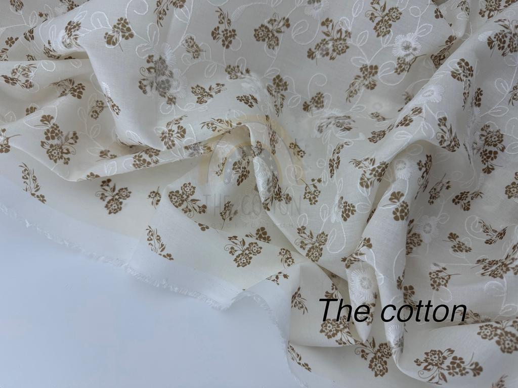 Батист вишивка - Вишивка квіти бежеві на айворі C185