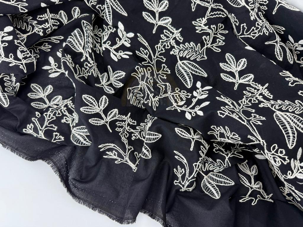 Батист вишивка - Вишивка гілочки, листочки на чорному C159