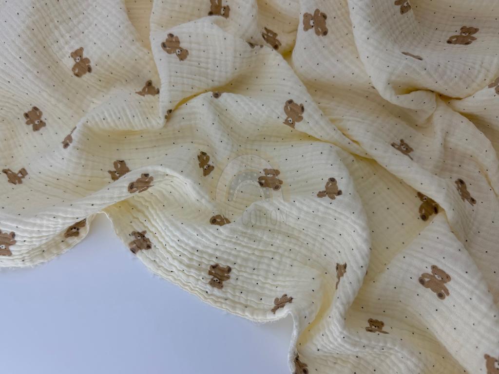 Муслін двошаровий - Звірі ведмедик з цяткою на айворі (М 2051 С3)