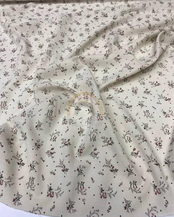 Батист  - Квіти трояндочки з зеленими листочками та крапочками  на світло-бежевому