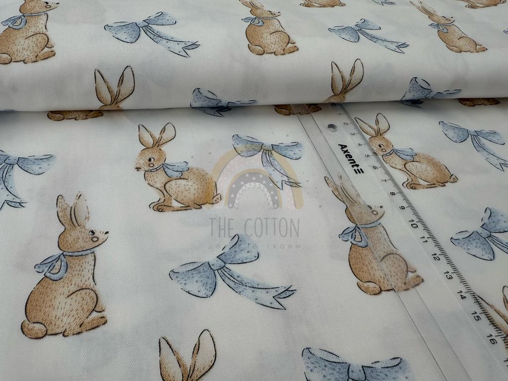 Бавовна Сатин - Звірі зайчики з голубим бантом на білому SP 1034