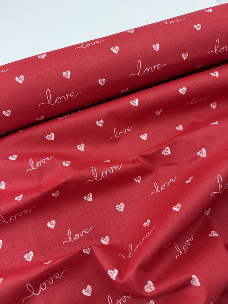 Бавовна Сатин - Маленькі білі сердечка з надписом на червоному SP 1041