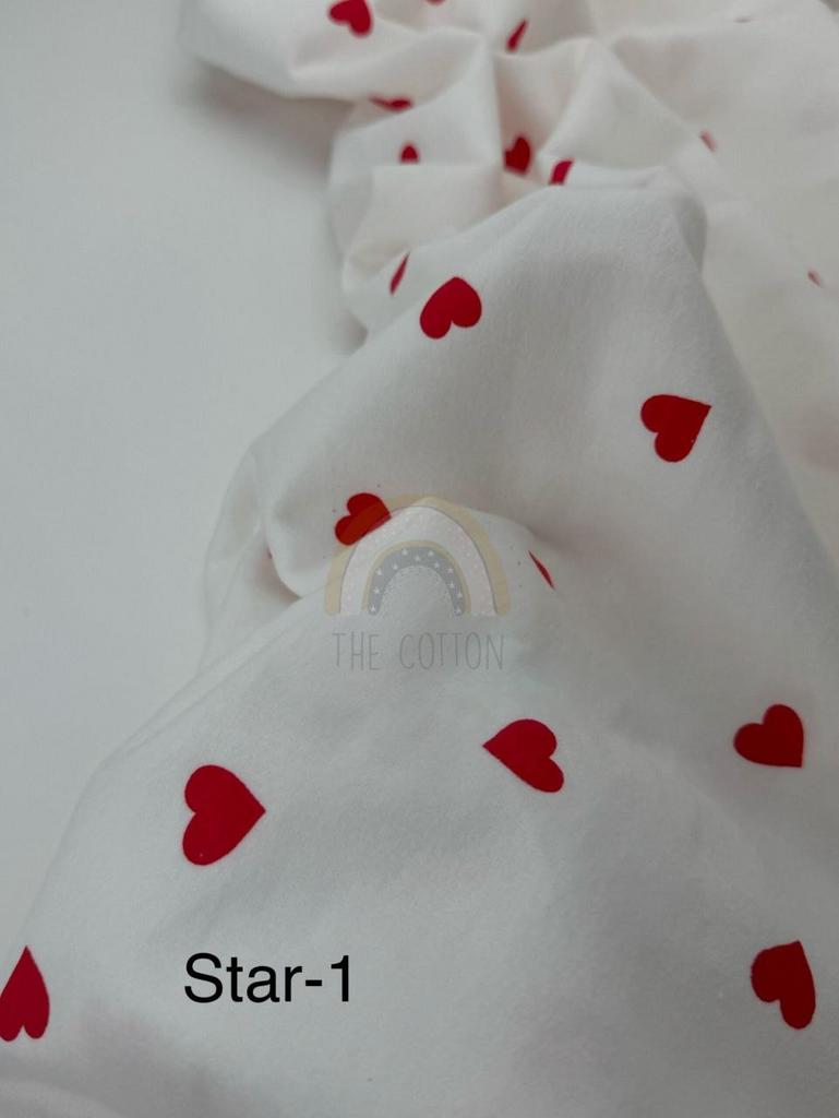 Фланель - Принт LOVE сердечки червоні середні на молочному