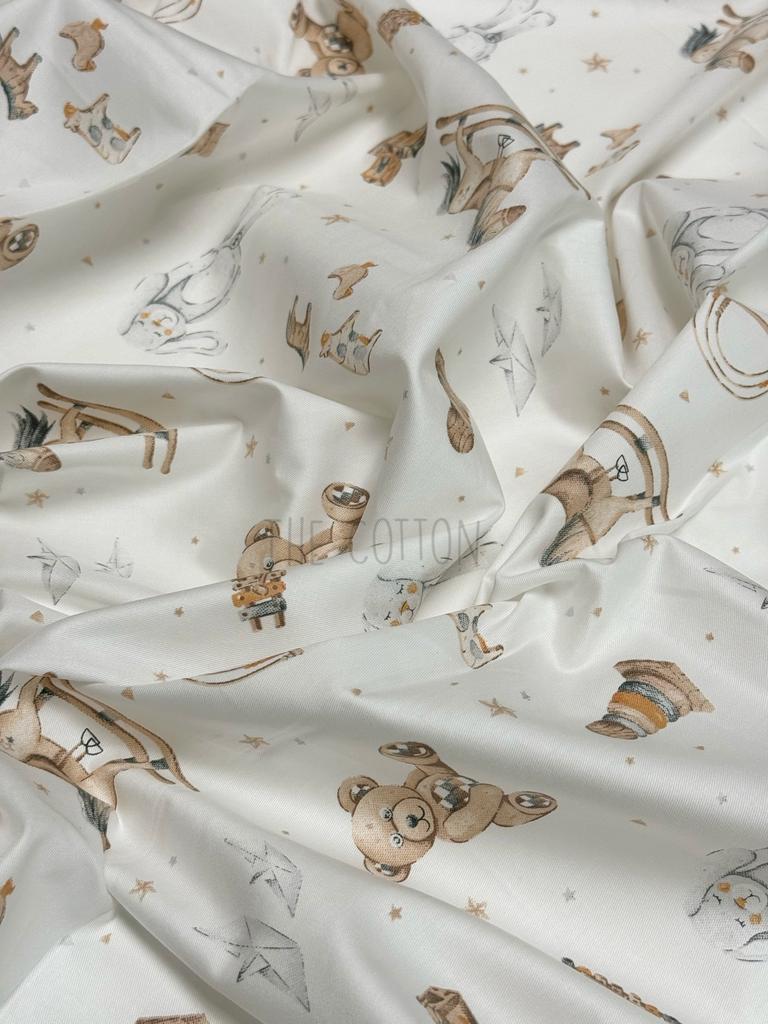 Бавовна Сатин - принт дитячий іграшки, ведмедики, зайчики на молочному SP 1044