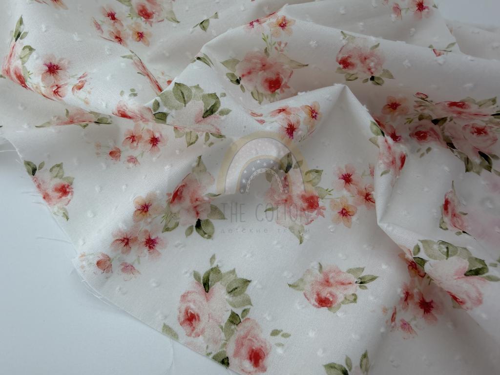 Батист в  мушку - Квіти троянди ніжні рожеві на молочному BM 0339