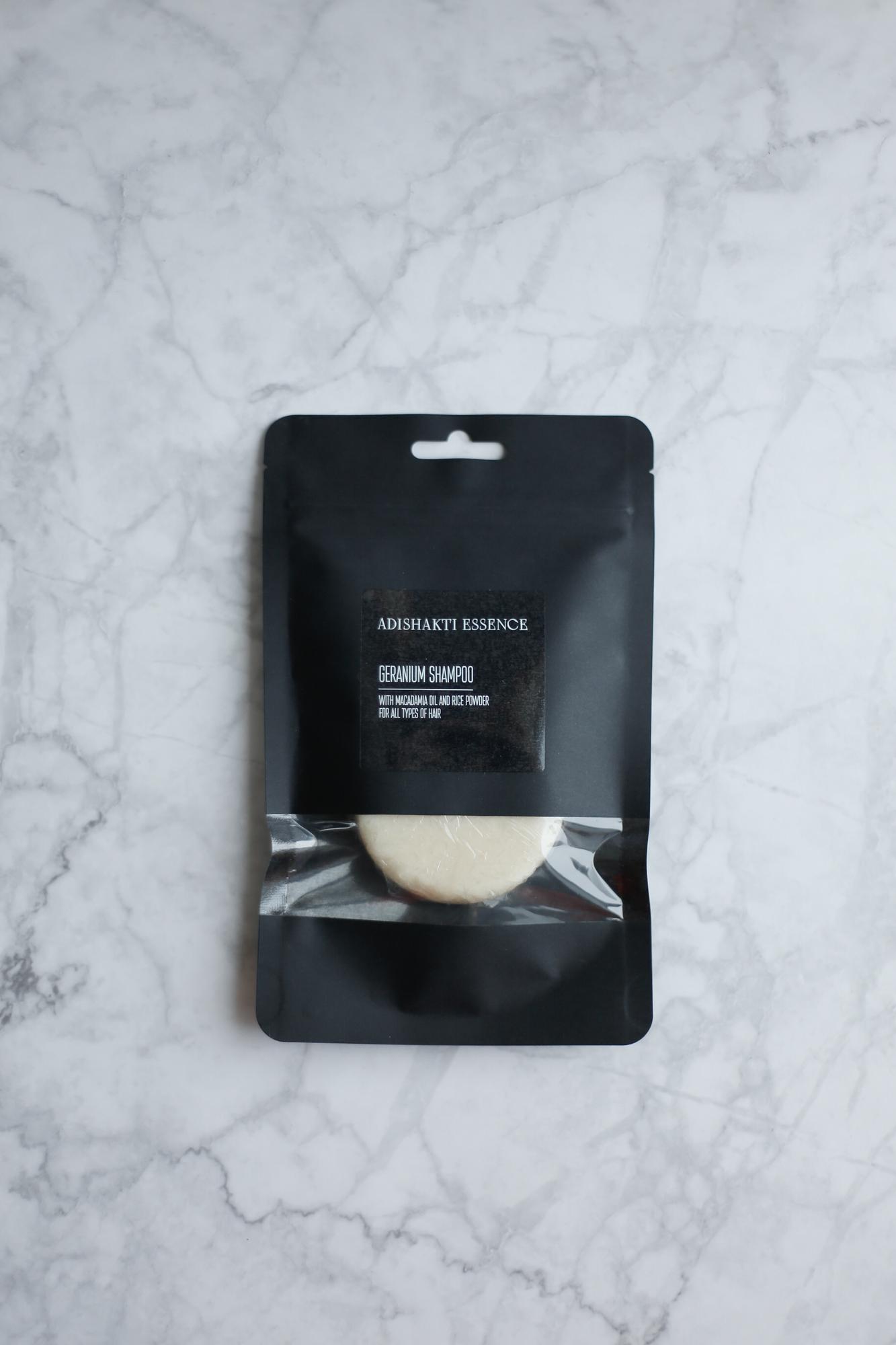 Shampoo Bar GERANIUM with Macadamia Oil and Rice Powder for all types of hair [30 g, 65 g]