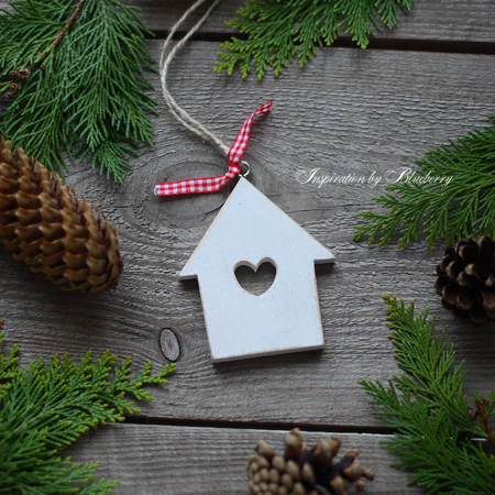 Підвіска ялинкова дерев'яна "Будиночок білий" DreamWood