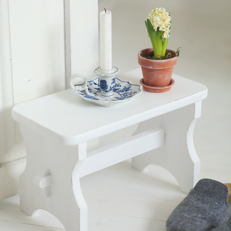 Стільчик 20х40см дерев'яний білий DreamWood