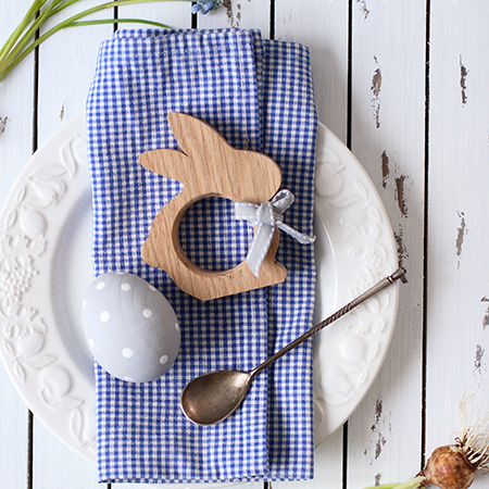 Підставка під яйце дубова "Зайчик" 7см DreamWood