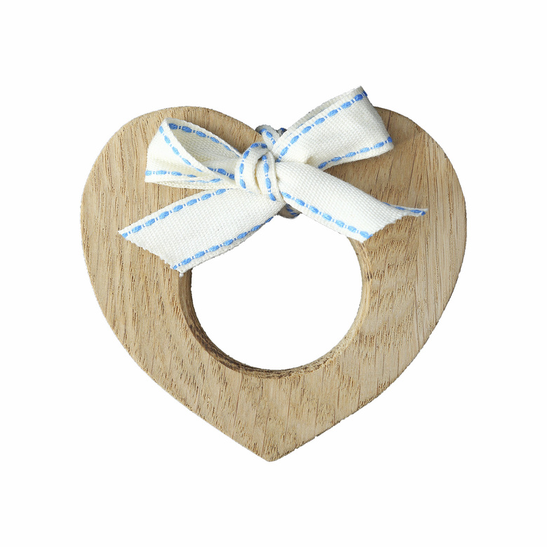 Підставка під яйце дубова "Серце" 8см DreamWood