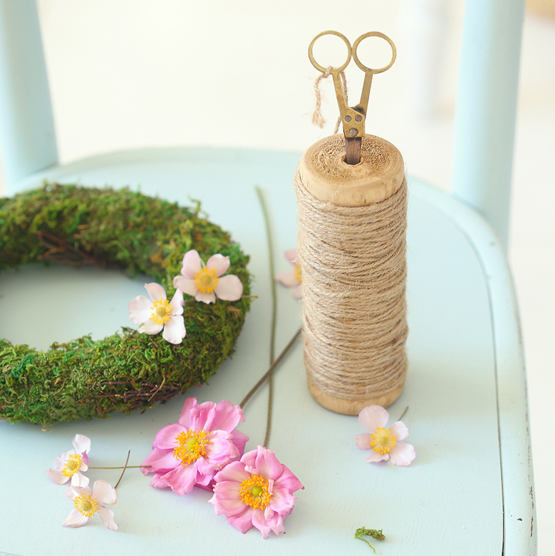 Котушка з ножицями і шпагатом Ib Laursen