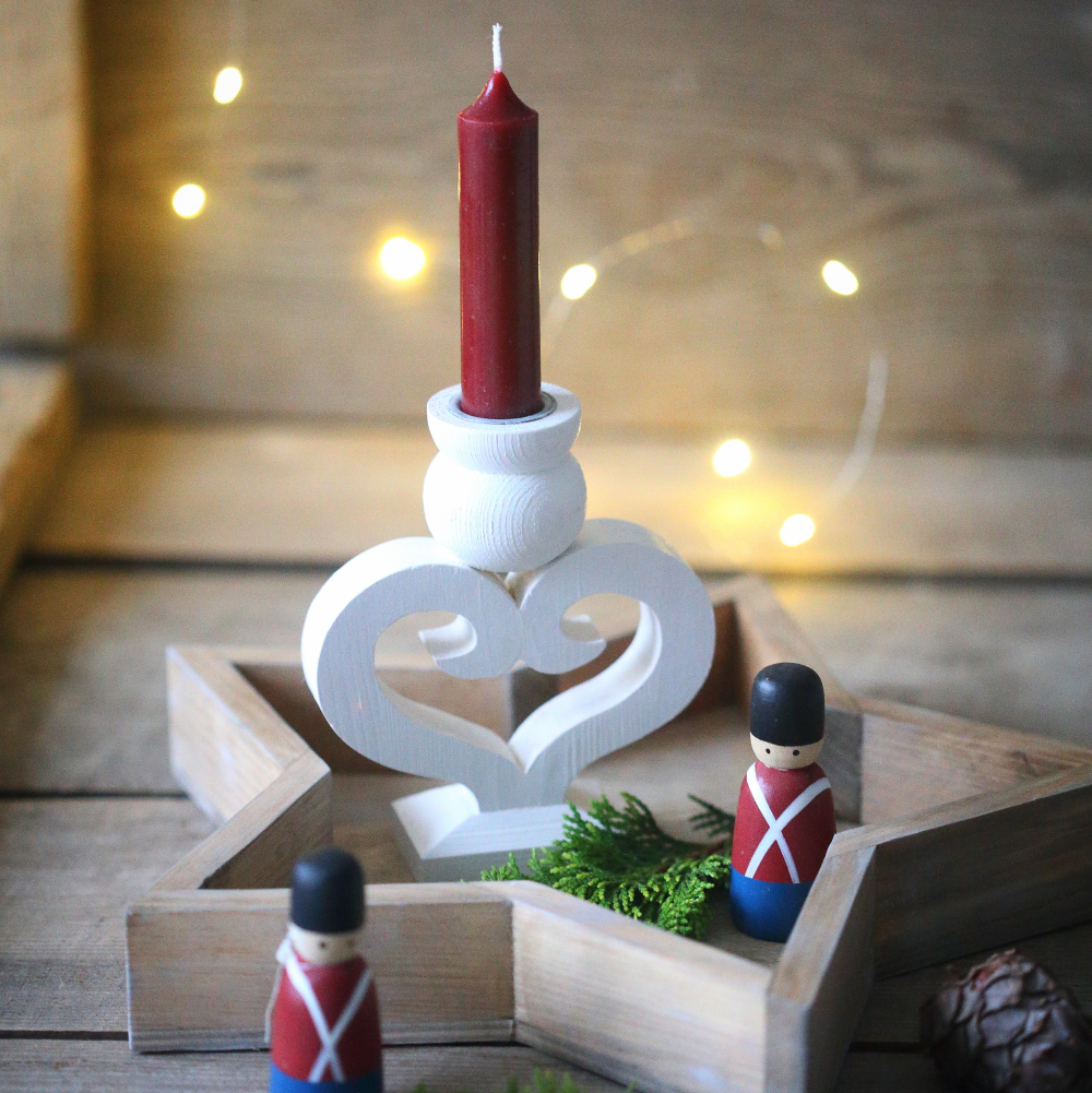 Підсвічник дерев'яний "Скандинавське серце"  білий DreamWood