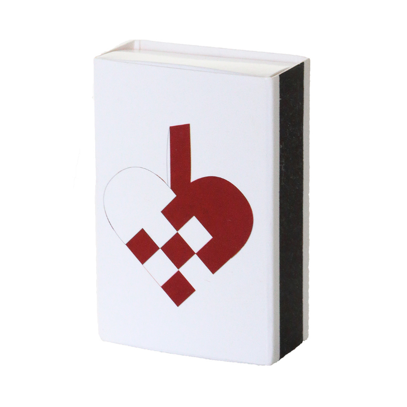 Сірники в декоративній коробці із серцем 3,5х5см Storefactory