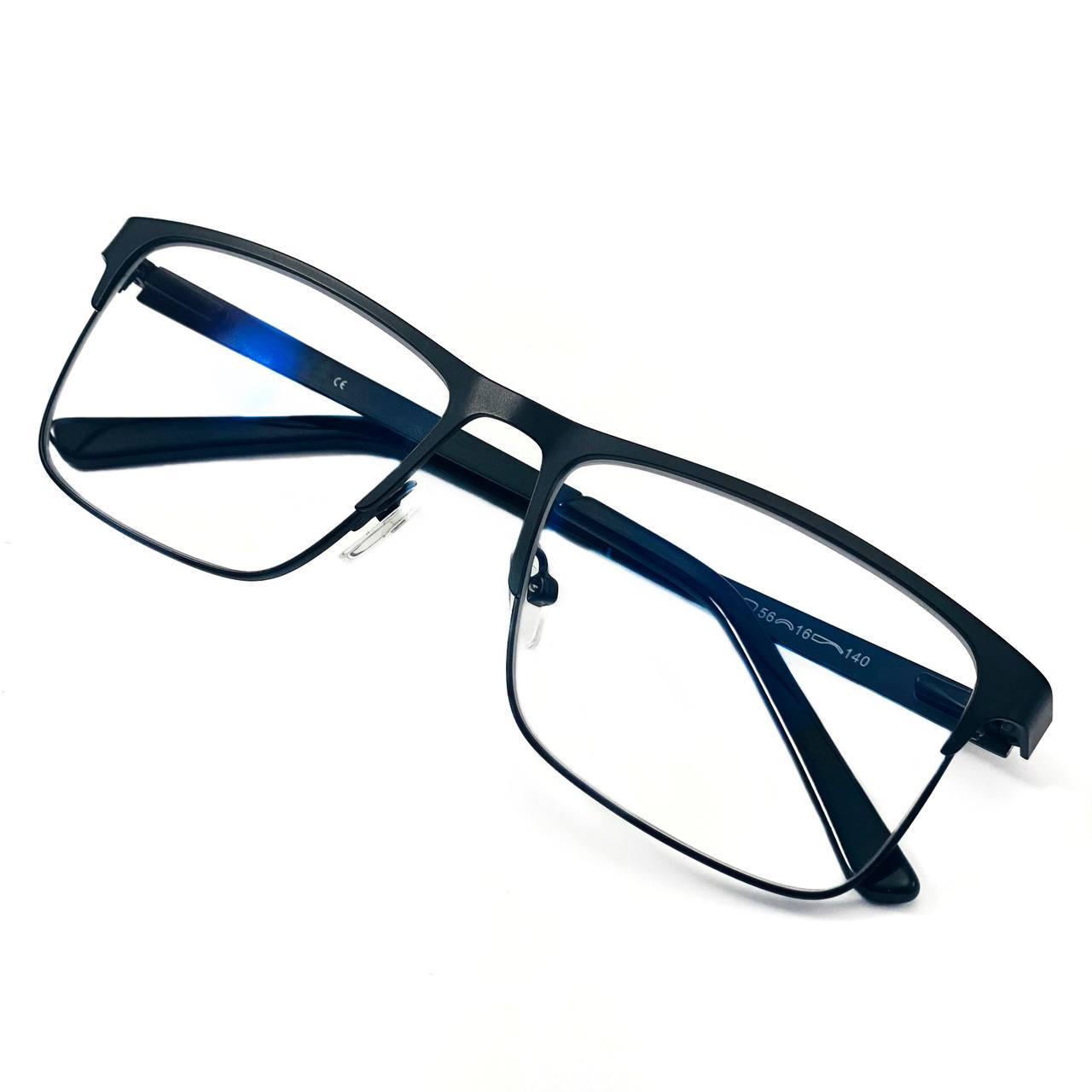Солнцезащитные очки с отражающими стеклами - самый стильный аксессуар этого лета!
