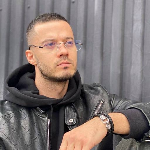Купить имиджевые очки с прозрачными стеклами без диоптрий