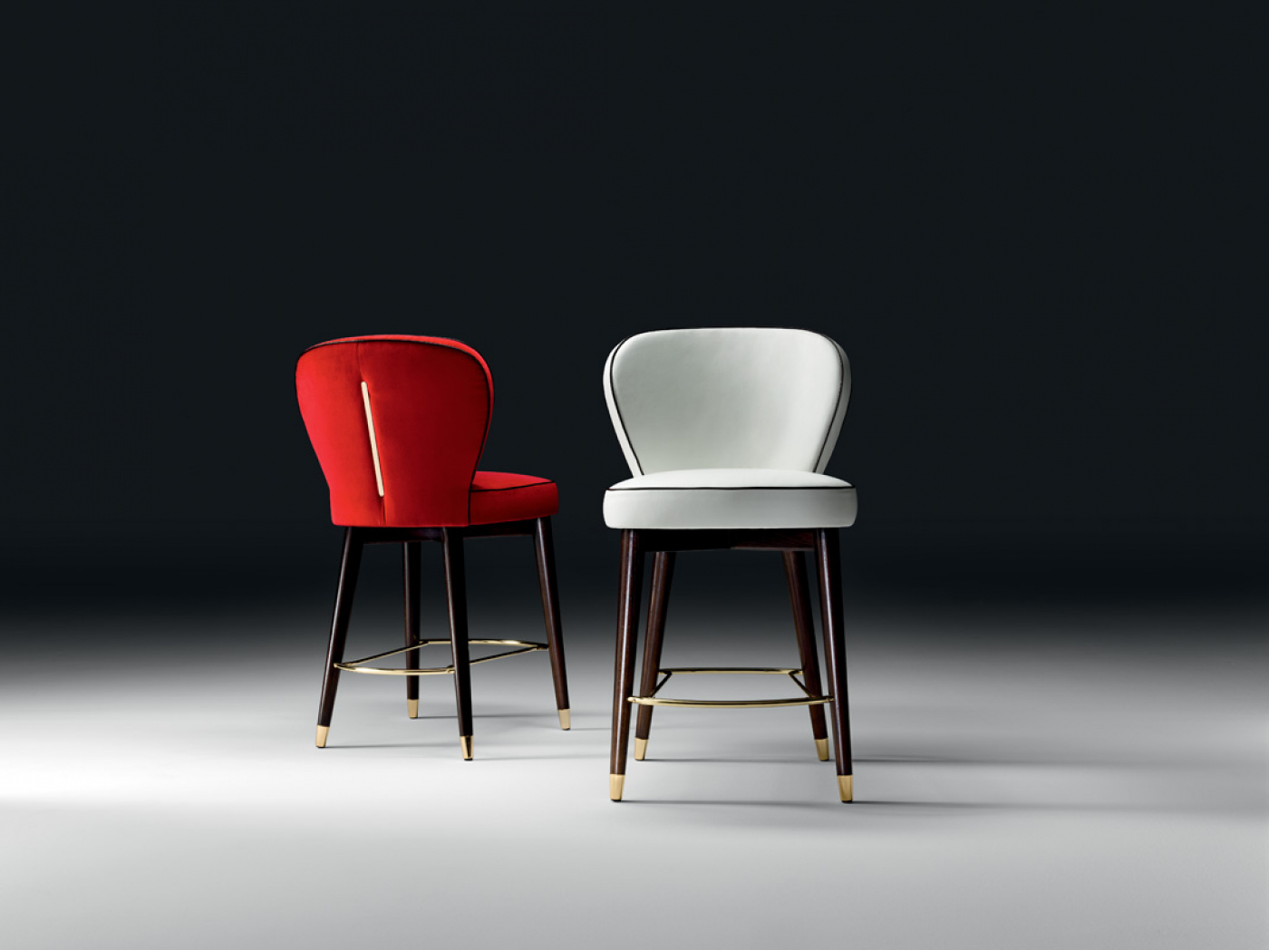 OLIVIA STOOL