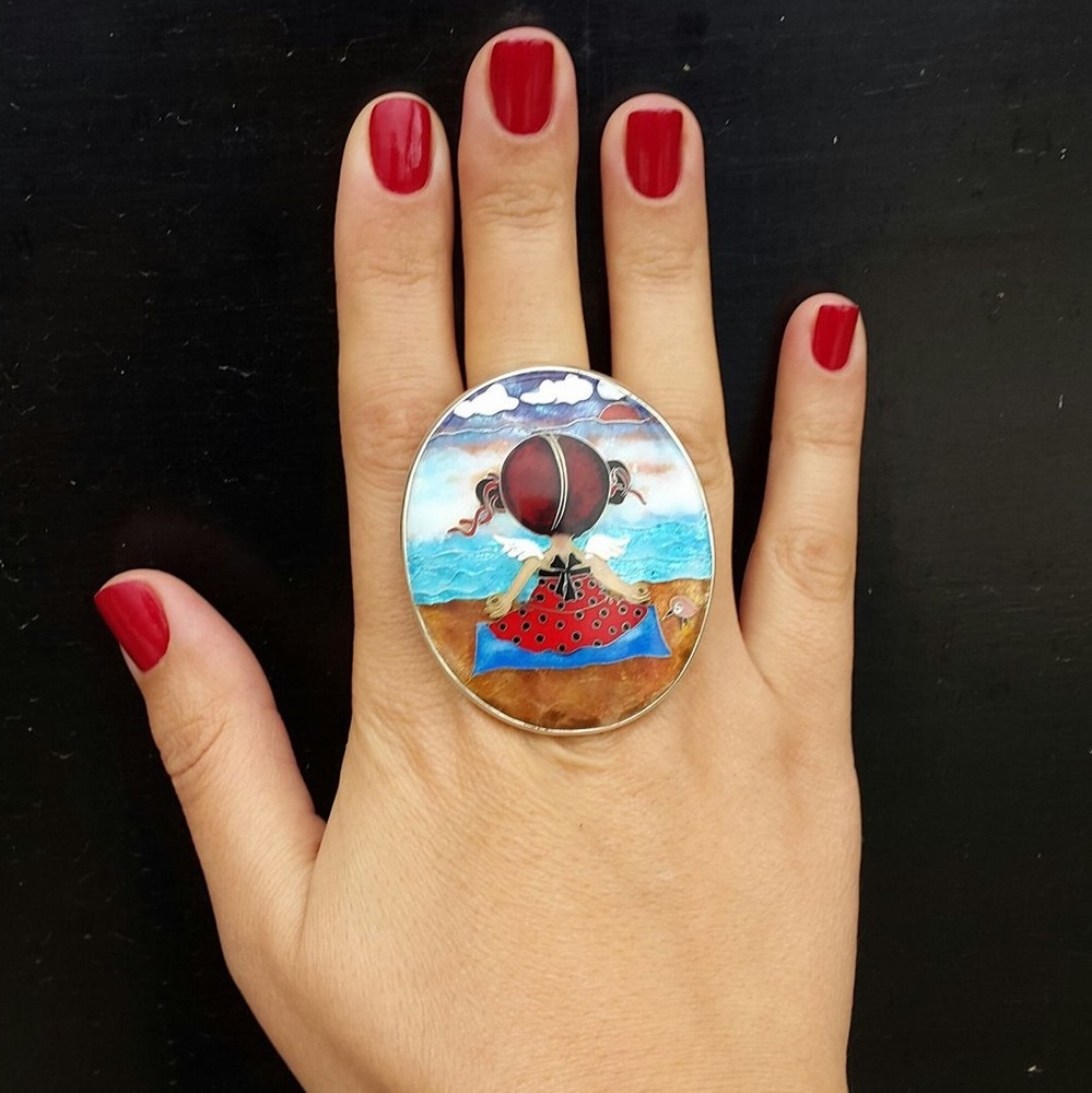 на пляже девочка Кольцо с эмалью купить в москве в интернет-магазине минанкари от Enamel Rooms